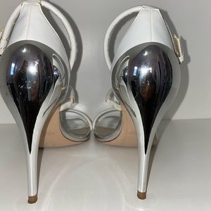 Zara White/Silver High Heel Sandals SZ 37EU/6.5US